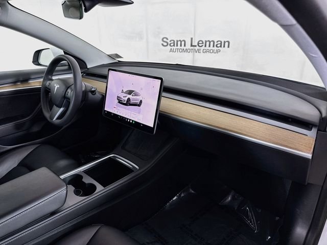 Used 2023 White Tesla Base image 28