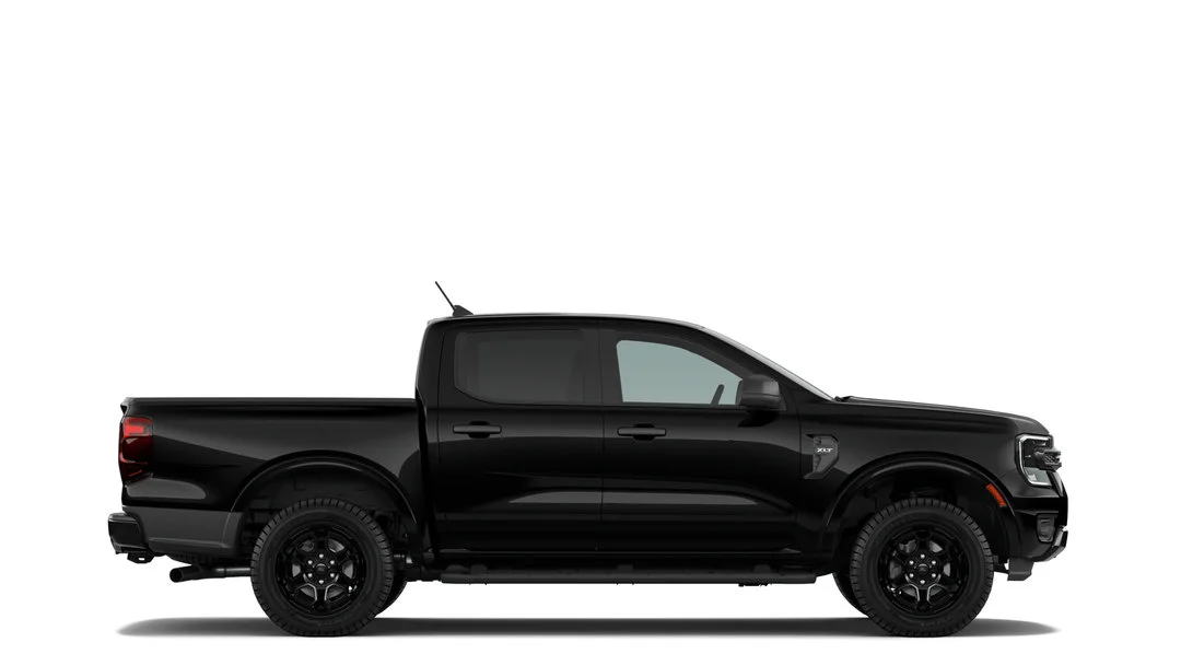 New 2026 SHADOW BLACK Ford XLT image 5