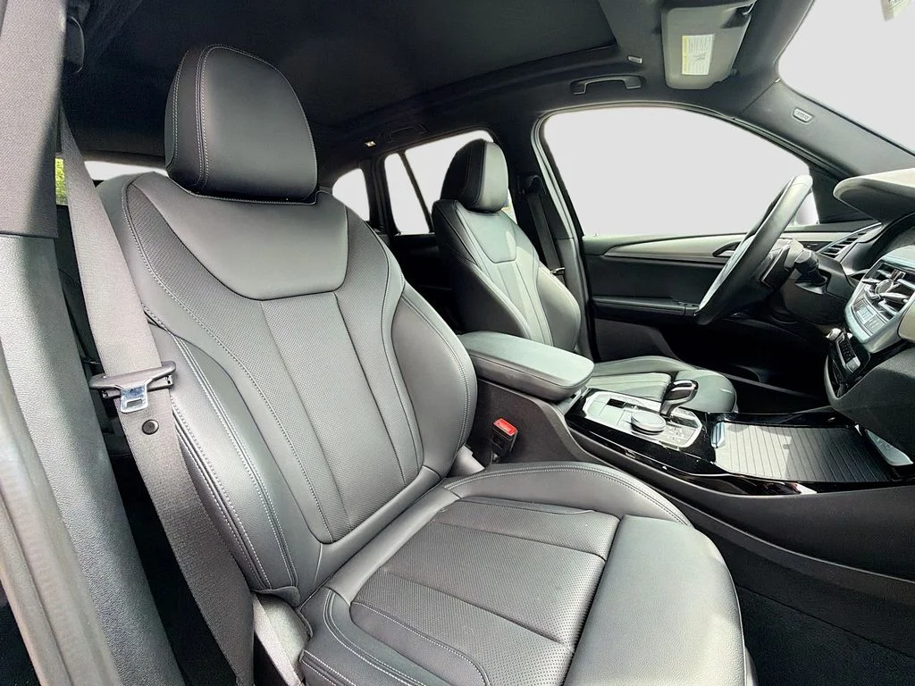 Used 2023 Jet Black BMW sDrive30i image 24