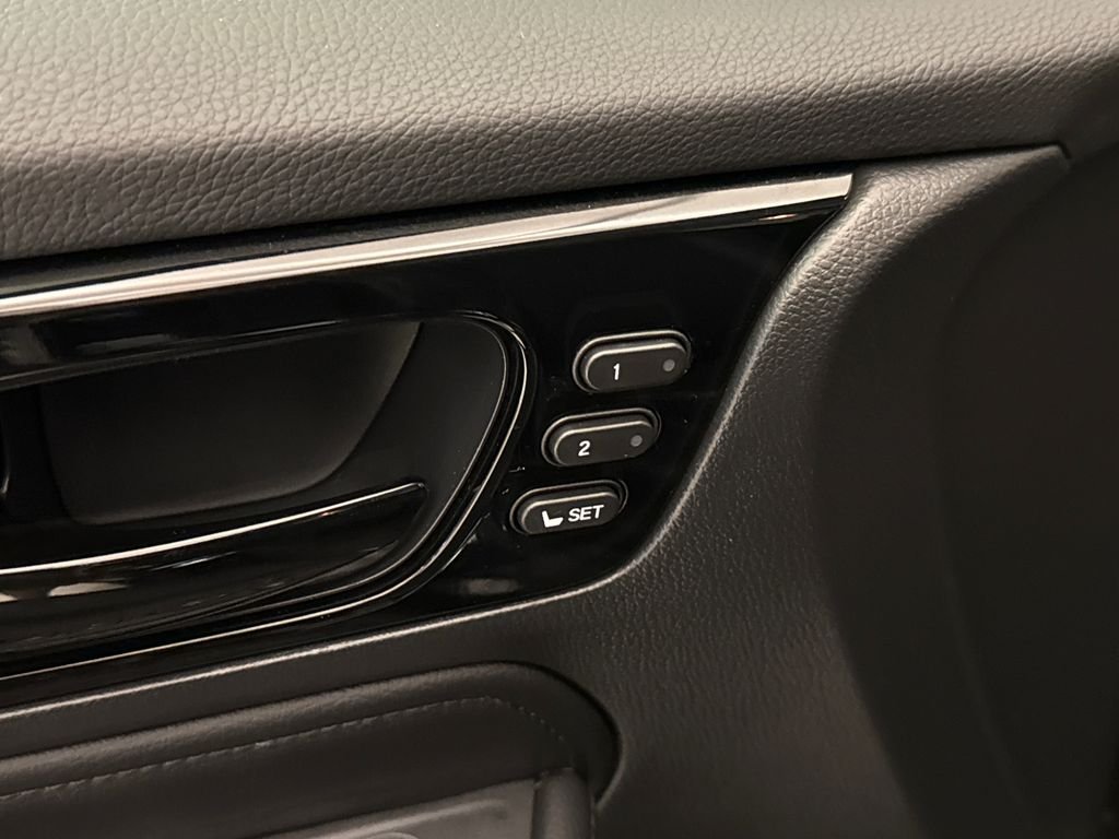 2025 Honda Odyssey Elite - Photo 22