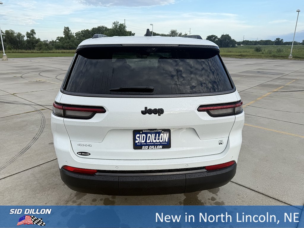 New 2026 Bright White Clear-Coat Exterior Paint Jeep 85th Anniversary Edition image 3