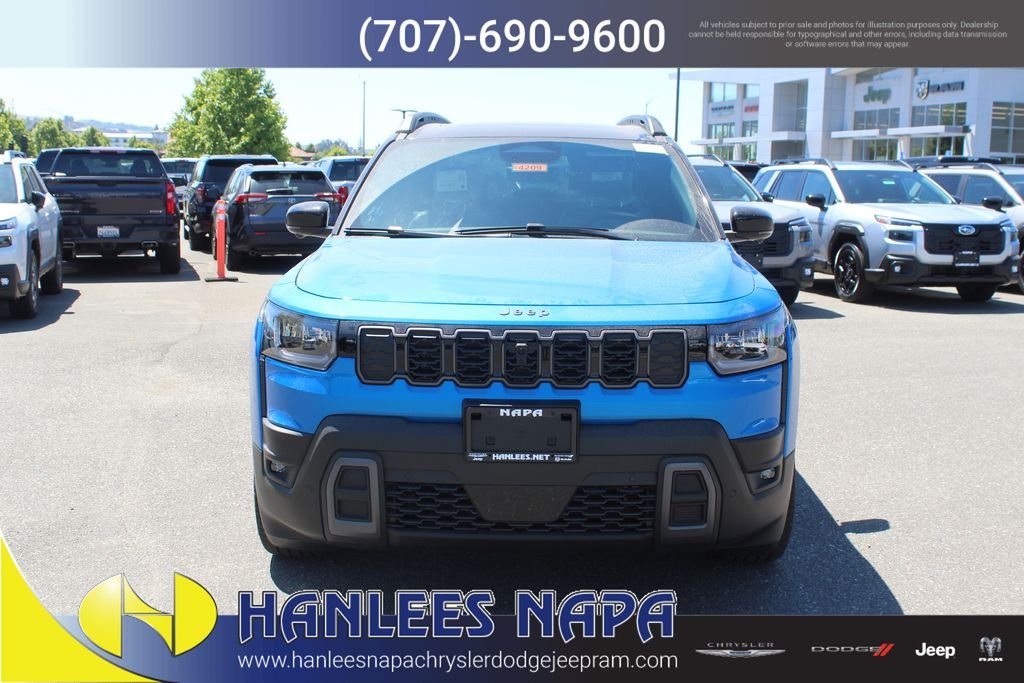 New 2026 Hydro Blue Pearl-Coat Exterior Paint Jeep Overland image 4