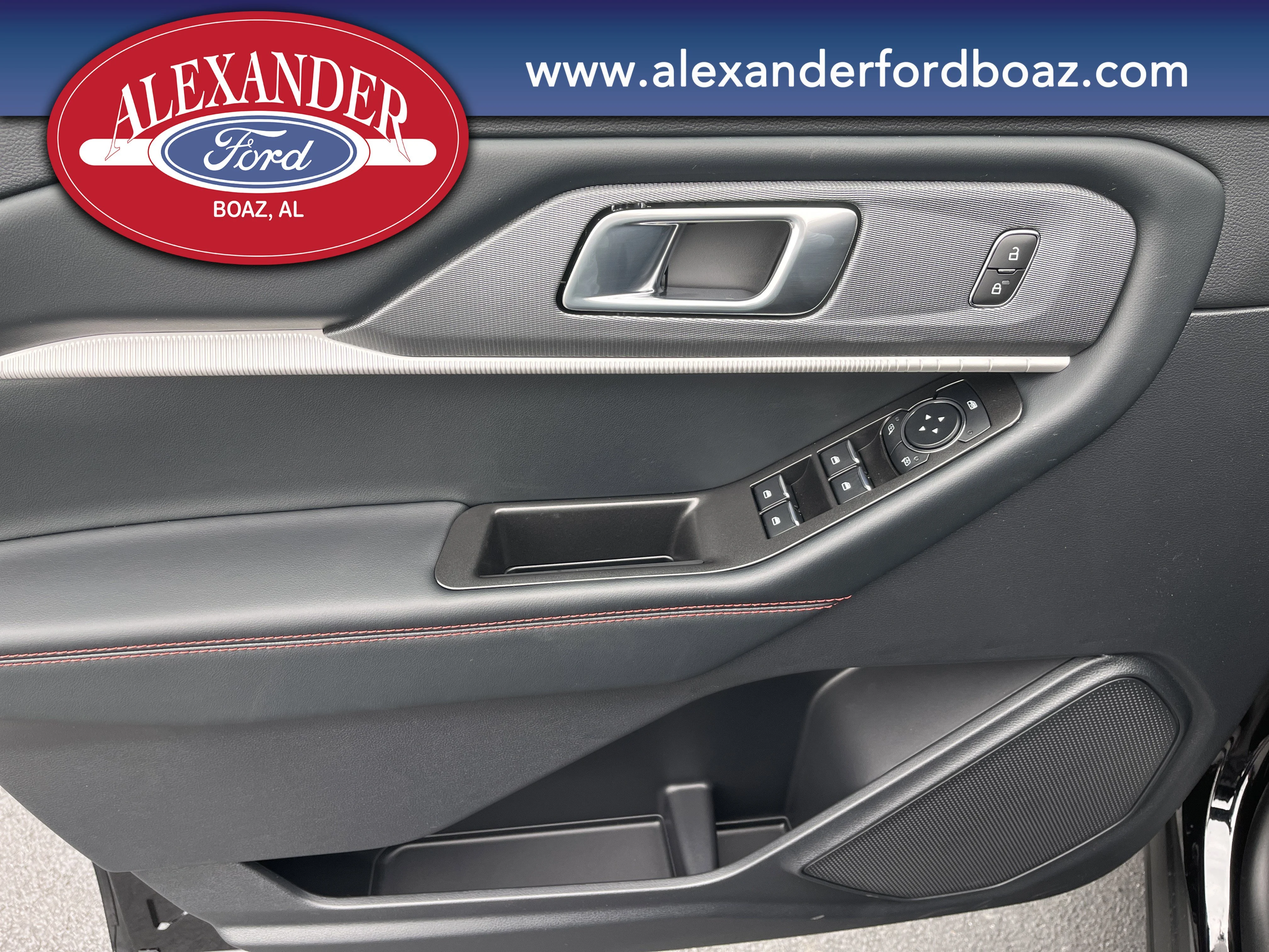 New 2026 Agate Black Metallic Ford ST-Line image 11