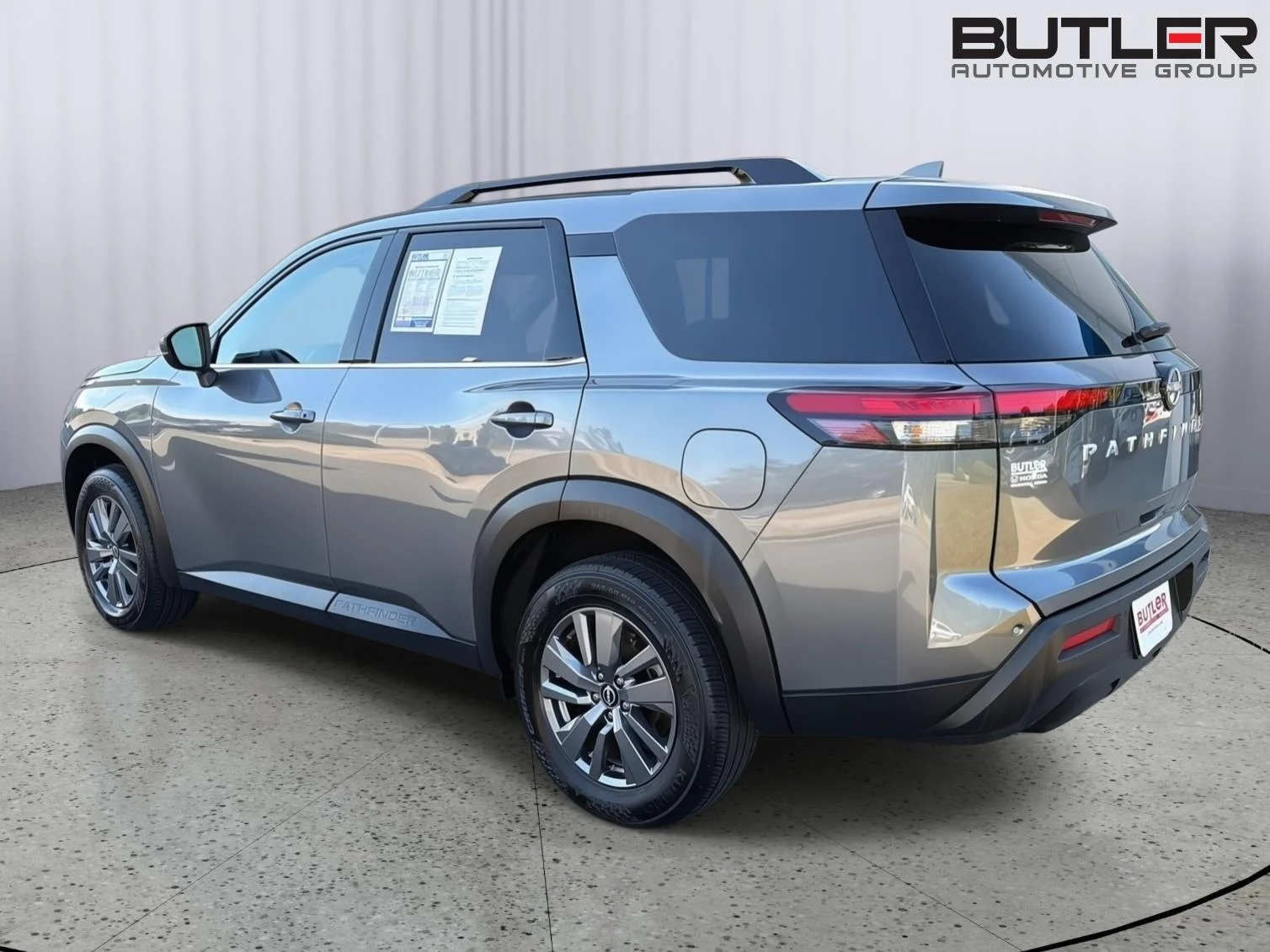 Used 2025 Gun Metallic Nissan SV image 4