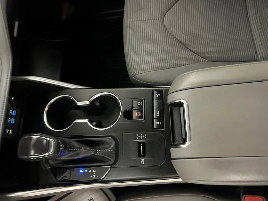 Used 2022 Gray Toyota LE image 23