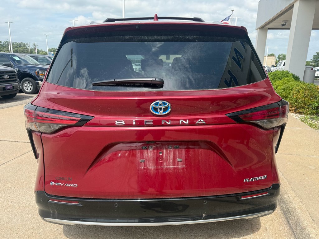 Used 2025 Ruby Flare Pearl Toyota Platinum image 6