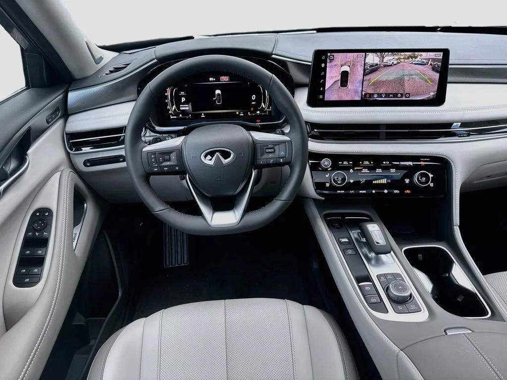 New 2027 Gray INFINITI LUXE image 24