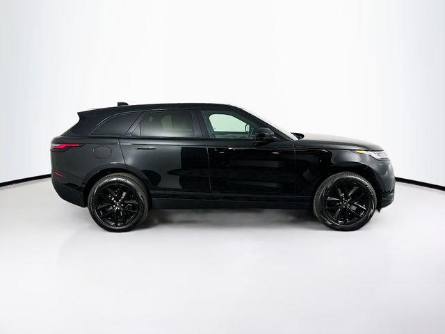 Used 2026  Land Rover S image 4