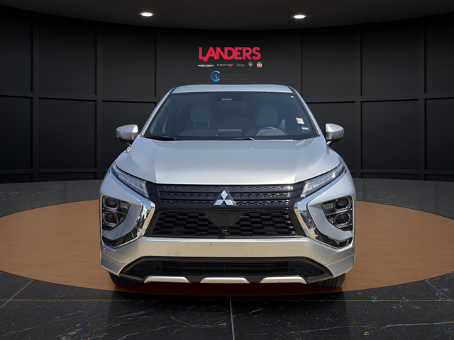 Used 2025 Black Mitsubishi SEL image 6