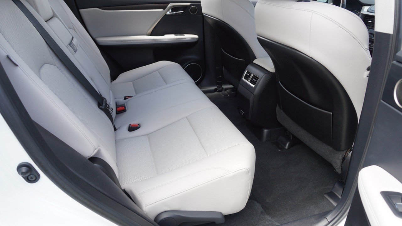 Used 2022 White Lexus RX 350 image 34