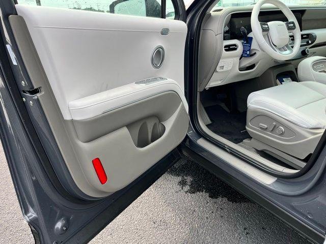 New 2026 Gray Hyundai Limited FWD image 15