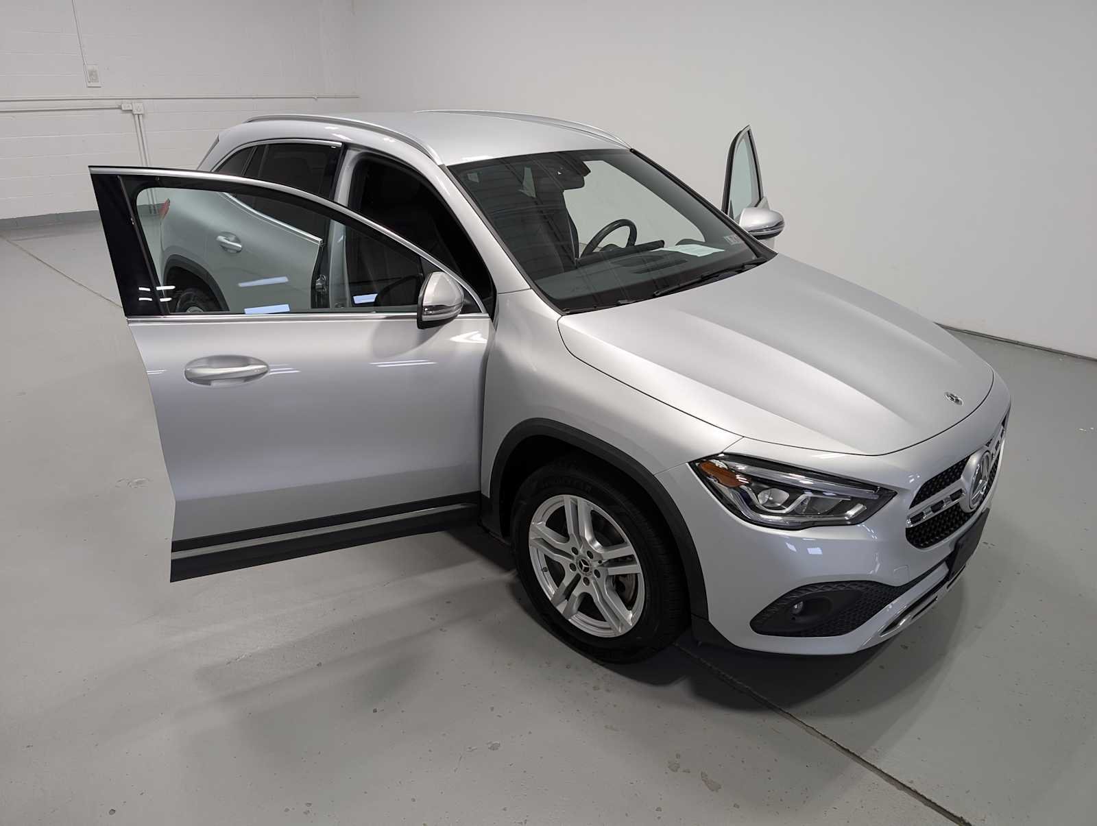 Certified Used 2023 Iridium Silver Metallic Mercedes-Benz GLA 250 image 16