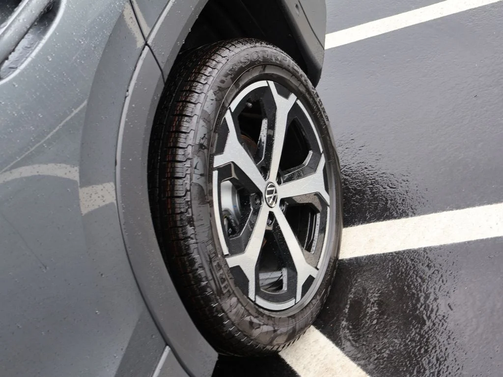New 2026 Gray Volkswagen 2.0T SE image 33