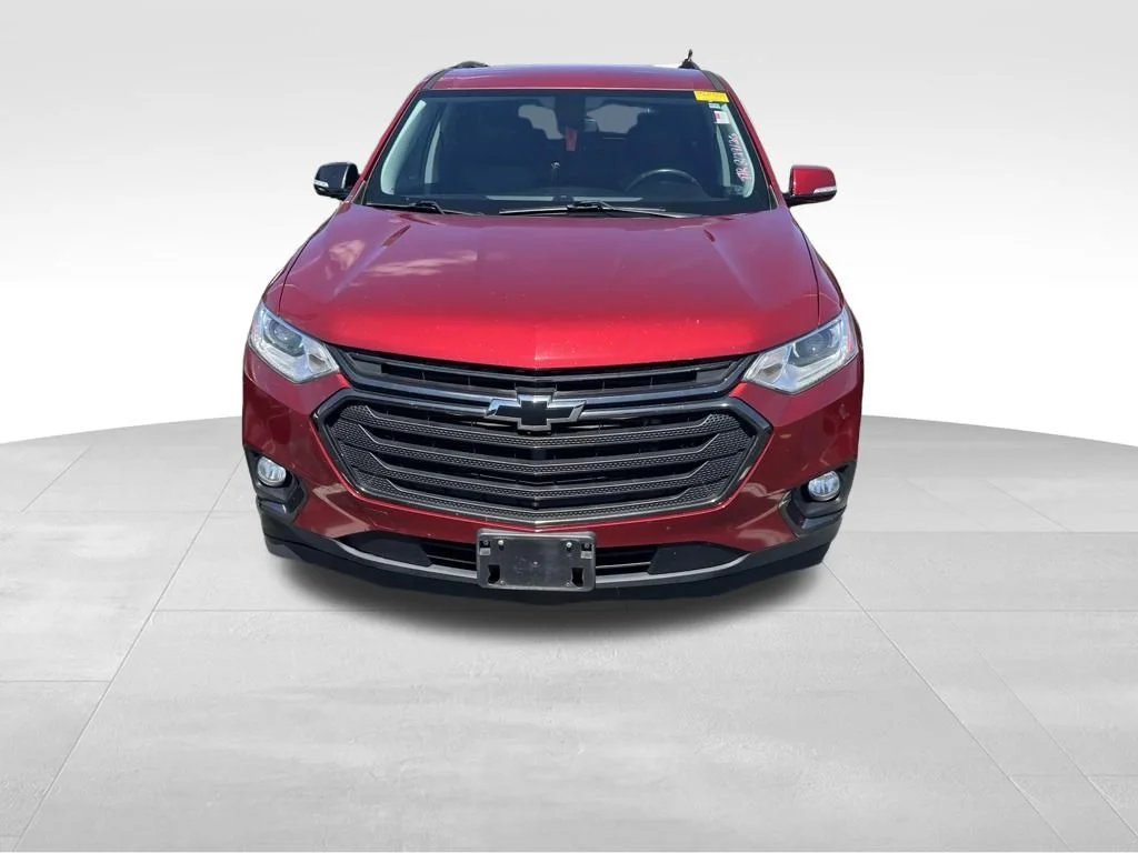 Used 2018 Red Chevrolet RS image 4