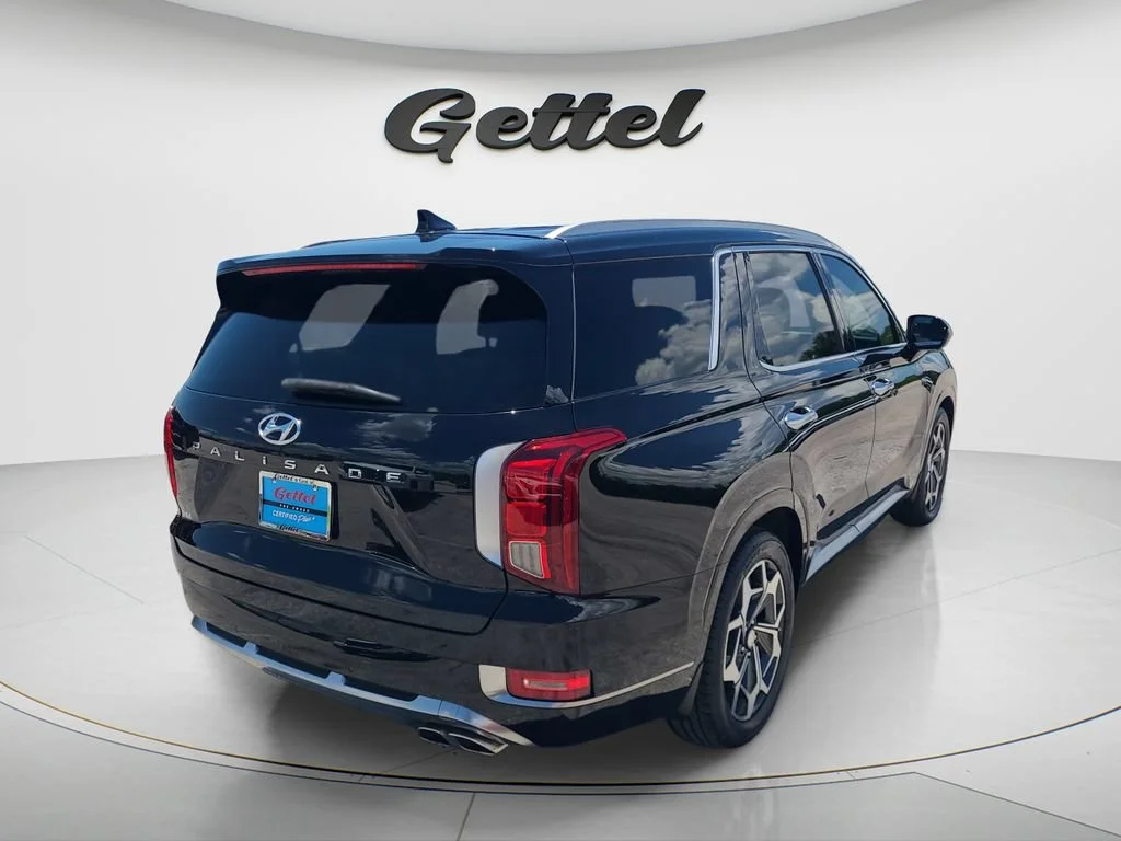 Used 2022 Black Hyundai Calligraphy image 5