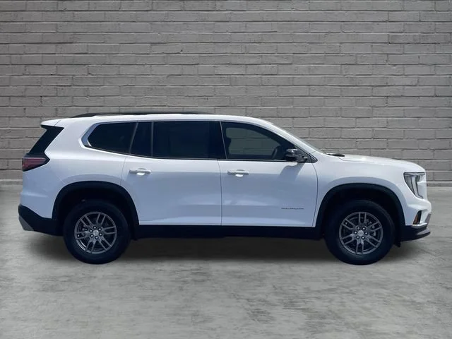 New 2025 Summit White GMC Elevation image 2