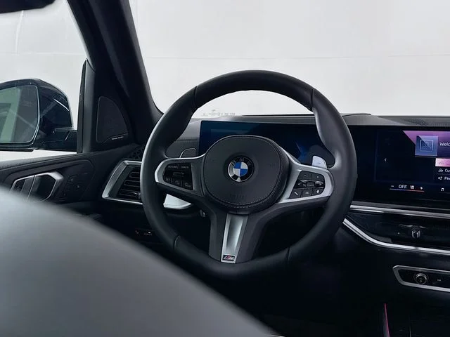 Used 2026 Black BMW xDrive40i image 11
