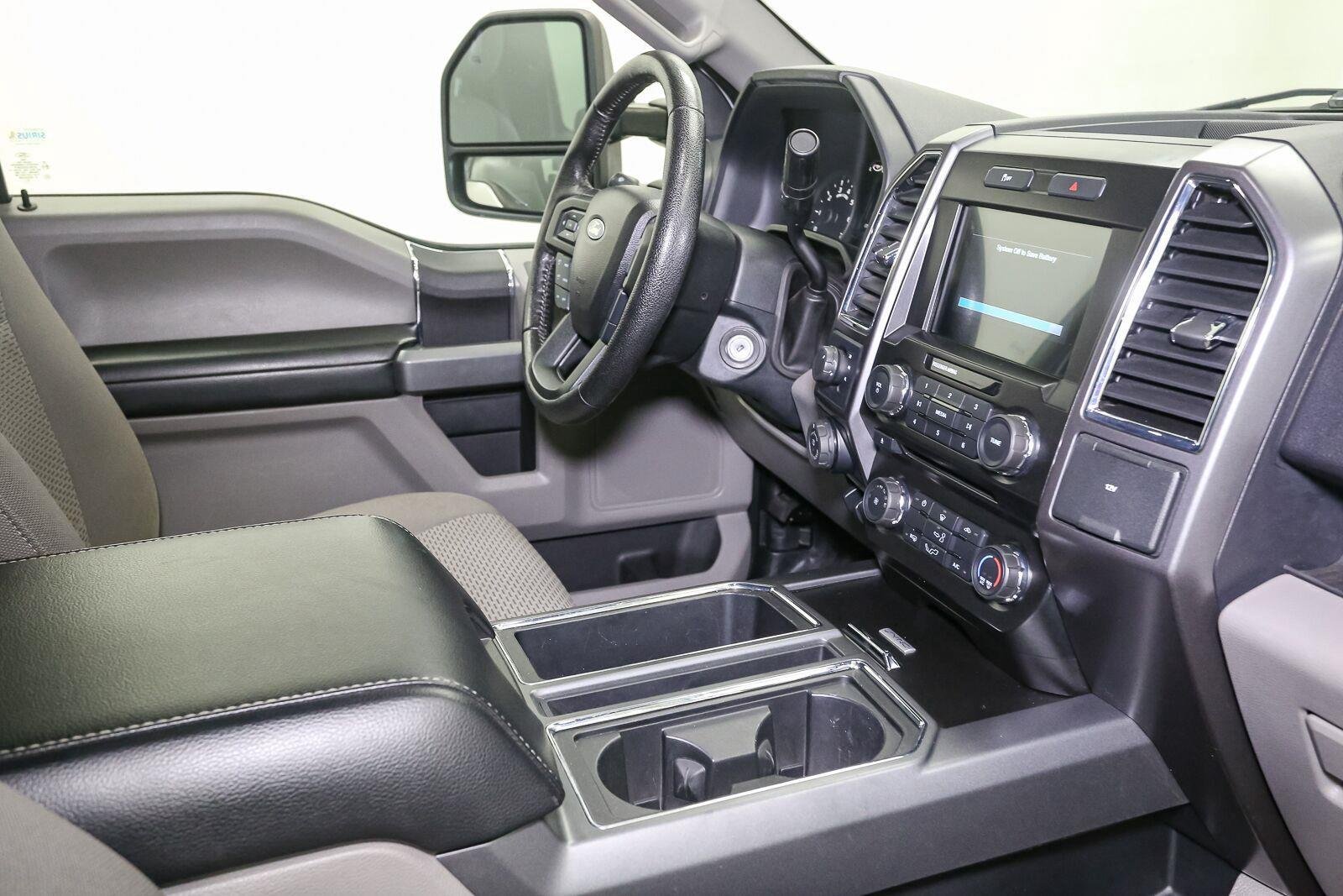 Used 2016 Ingot Silver Metallic Ford XLT image 19
