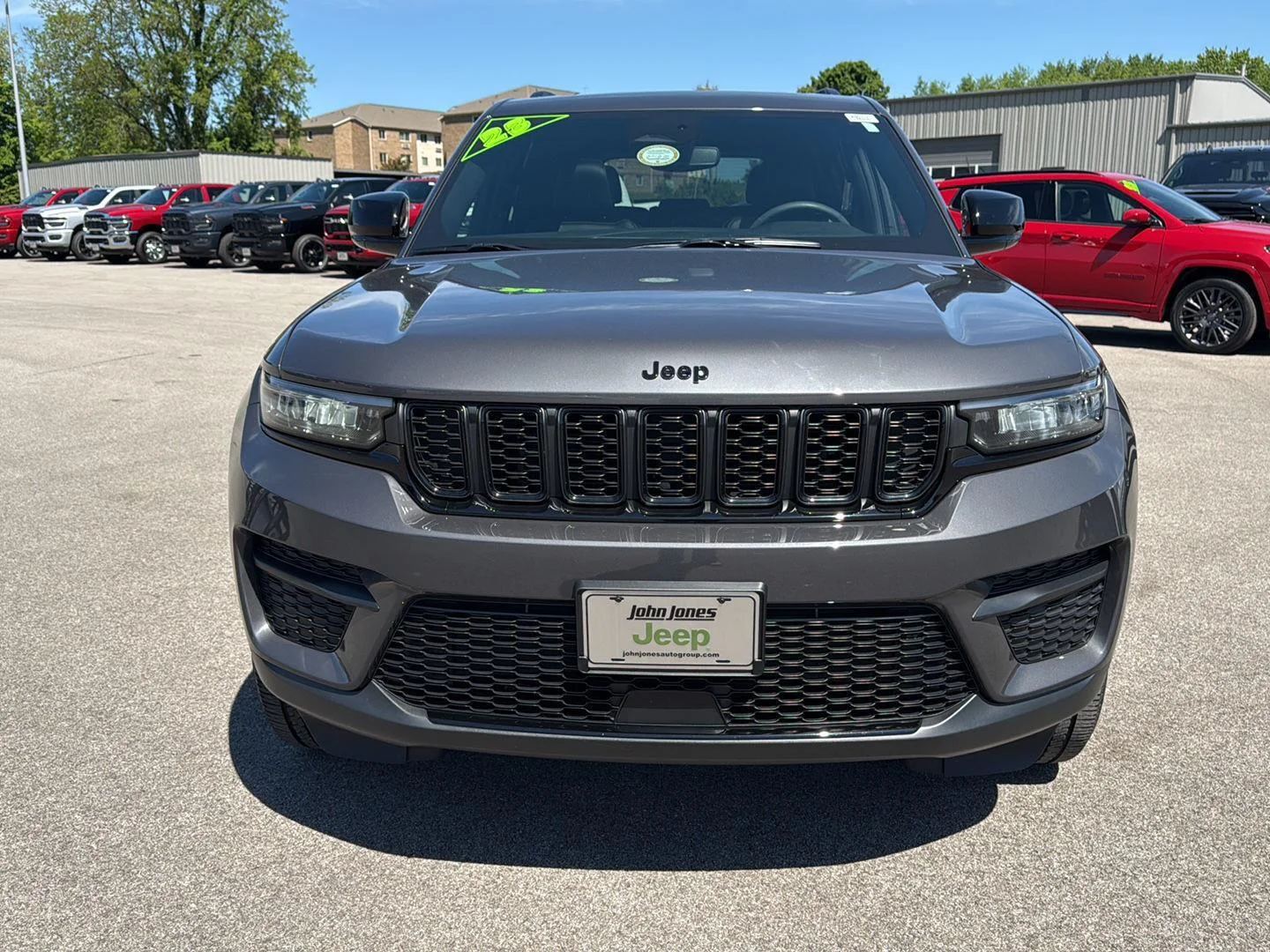 Used 2023 Baltic Gray Metallic Clearcoat Jeep Altitude image 15