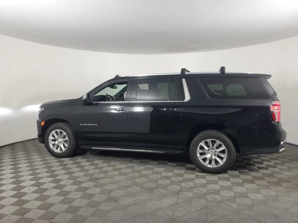 Used 2023 BLACK Chevrolet Premier image 7