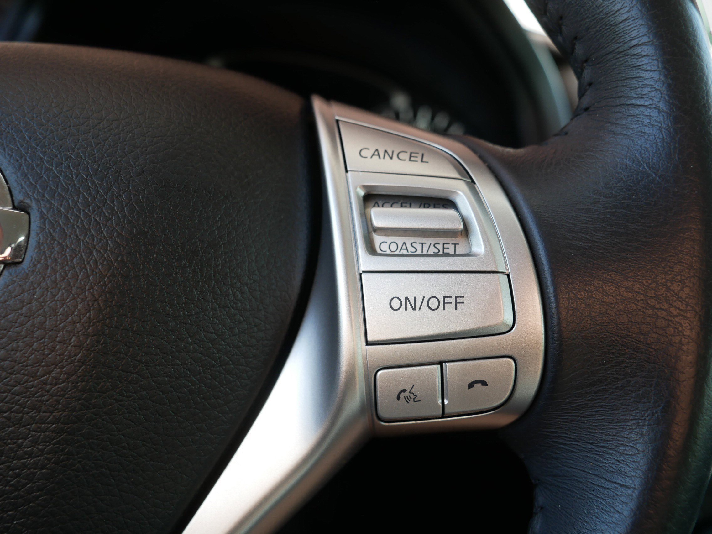 Certified Used 2017 Gun Metallic Nissan 2.5 SV image 29