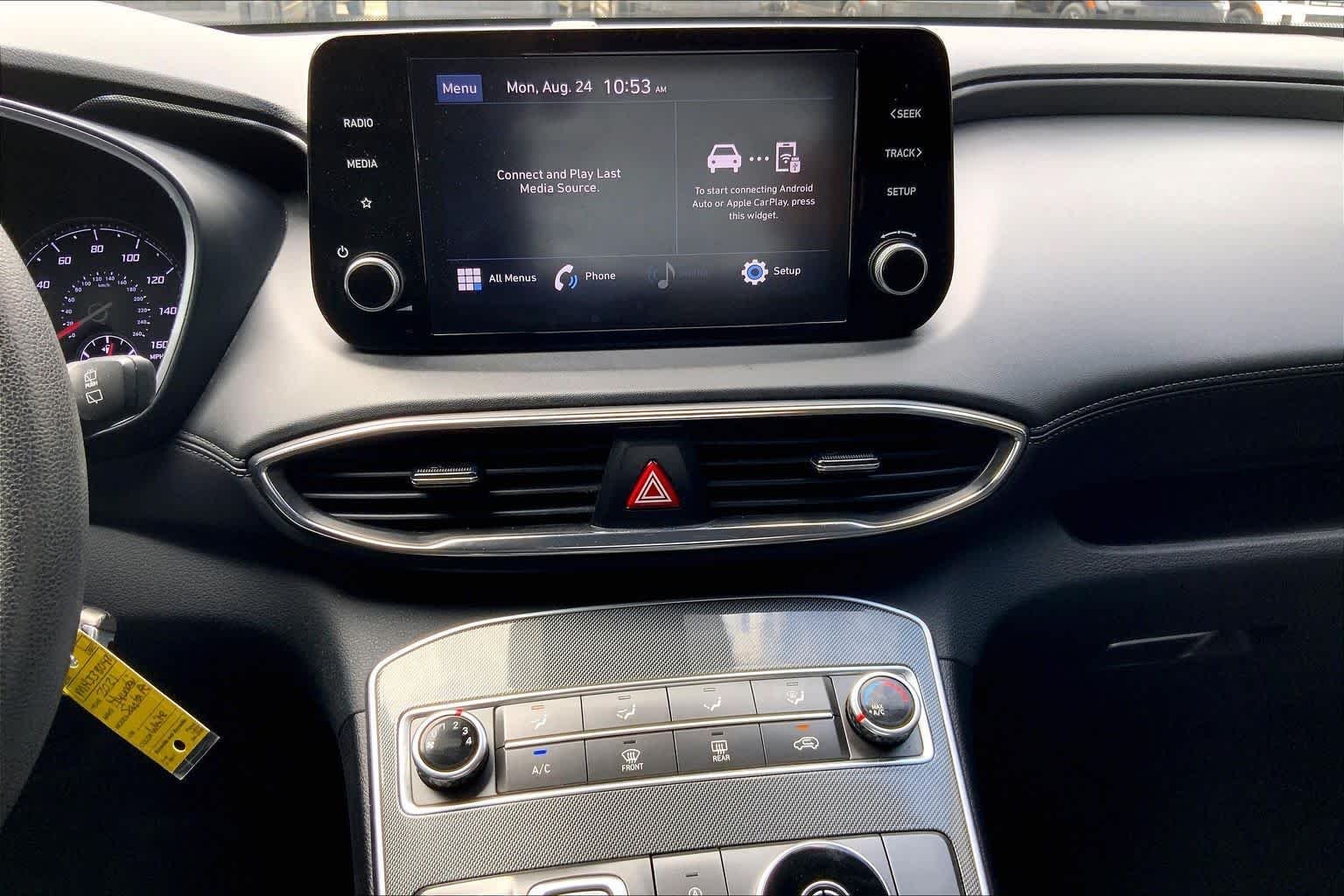 Used 2021 Quartz White Hyundai SE image 7