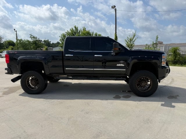 Used 2015 Black Chevrolet High Country image 6