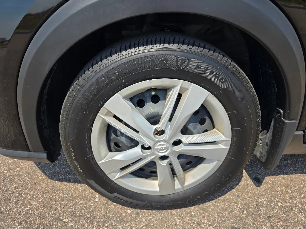 Used 2025 Super Black Nissan S image 9