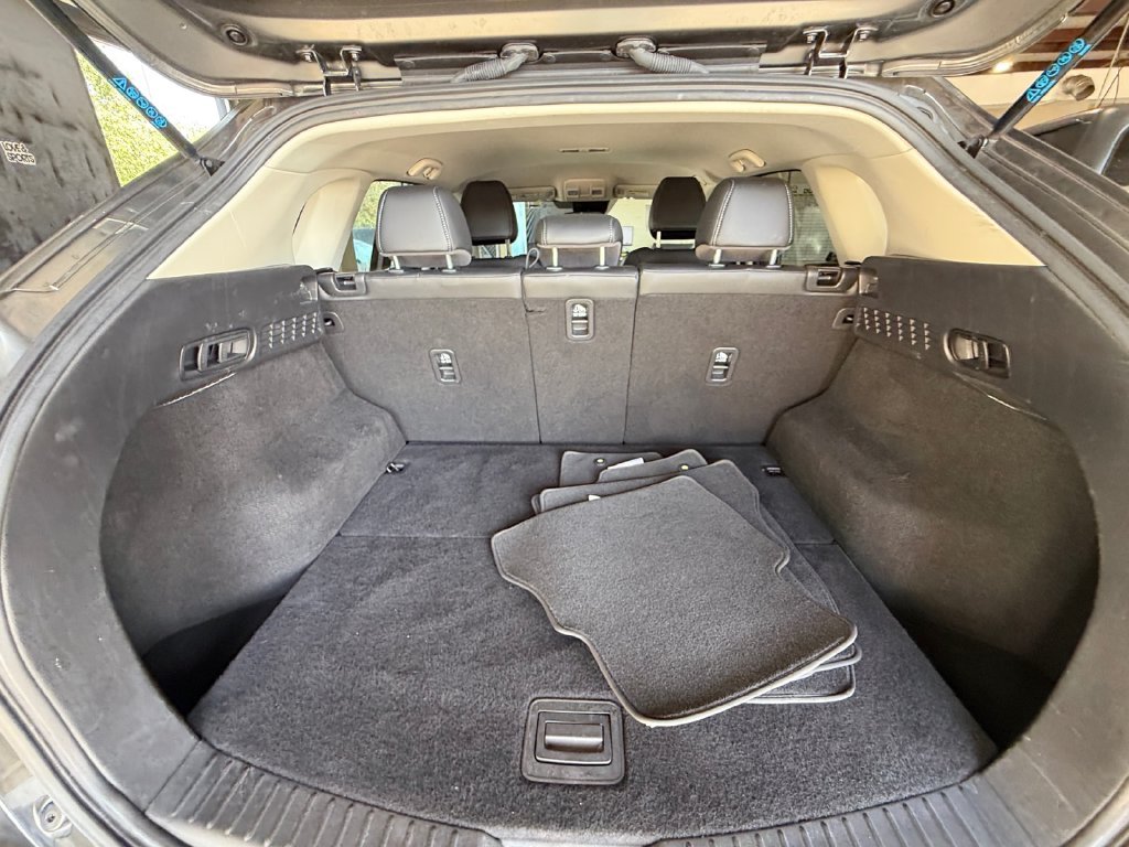 Used 2025 Gray Mazda 2.5 S Select Package image 19