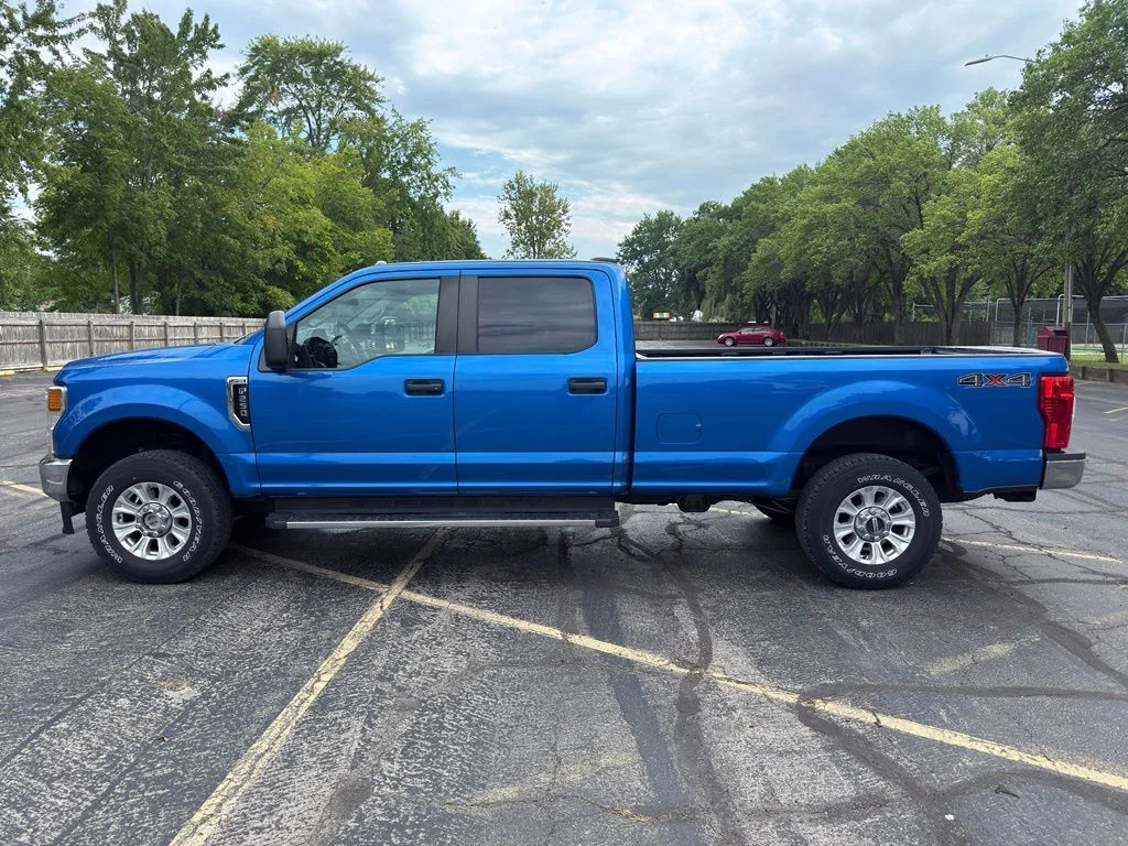 Used 2021 Blue Ford XL image 14
