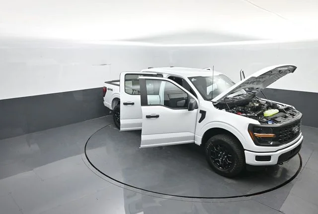 New 2026 Oxford White Ford STX® image 31