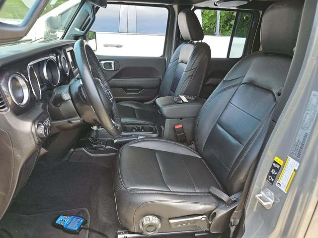 Used 2021 Gray Jeep Unlimited Sahara Altitude image 9