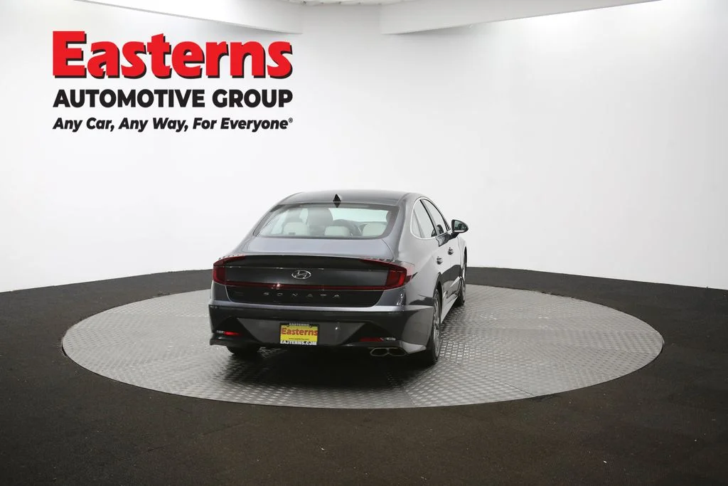 Used 2023 Gray Hyundai SEL image 36