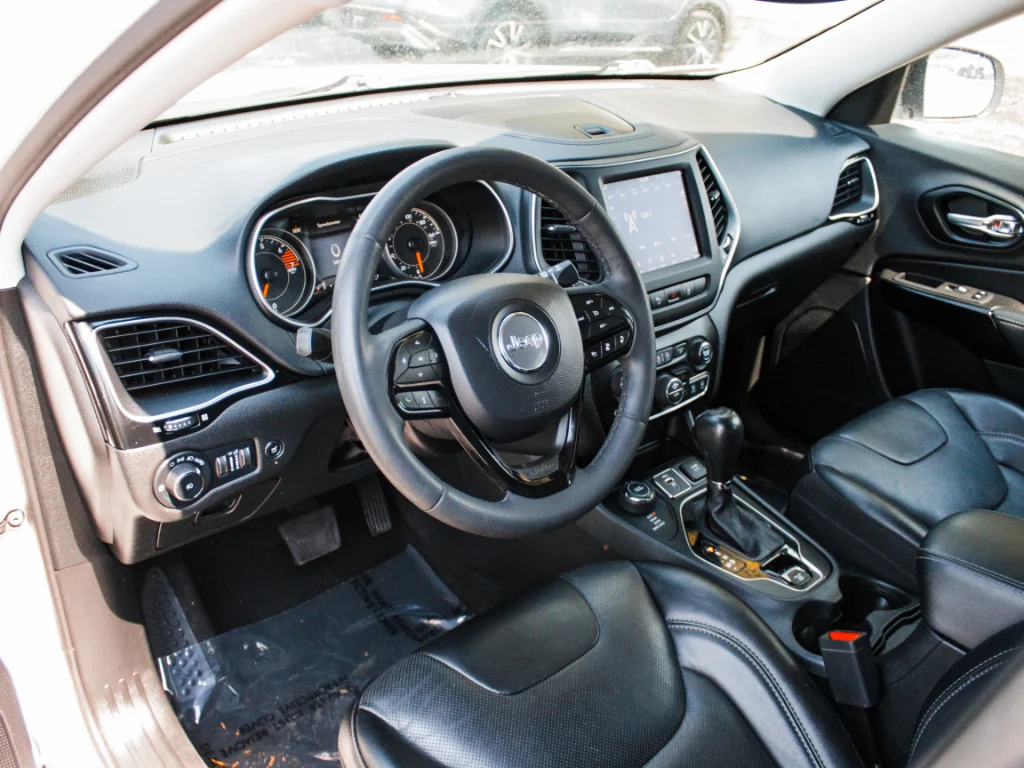 Used 2023 Bright White Clearcoat Jeep Altitude Lux image 8