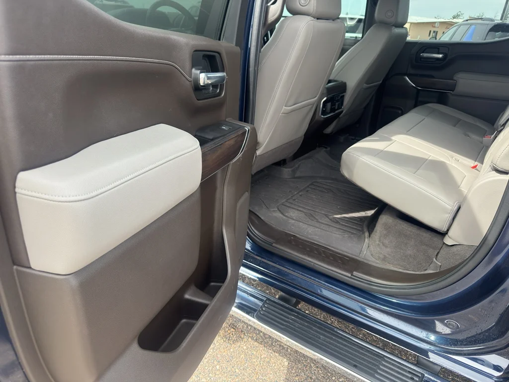 Used 2021 Pacific Blue Metallic GMC SLT image 13