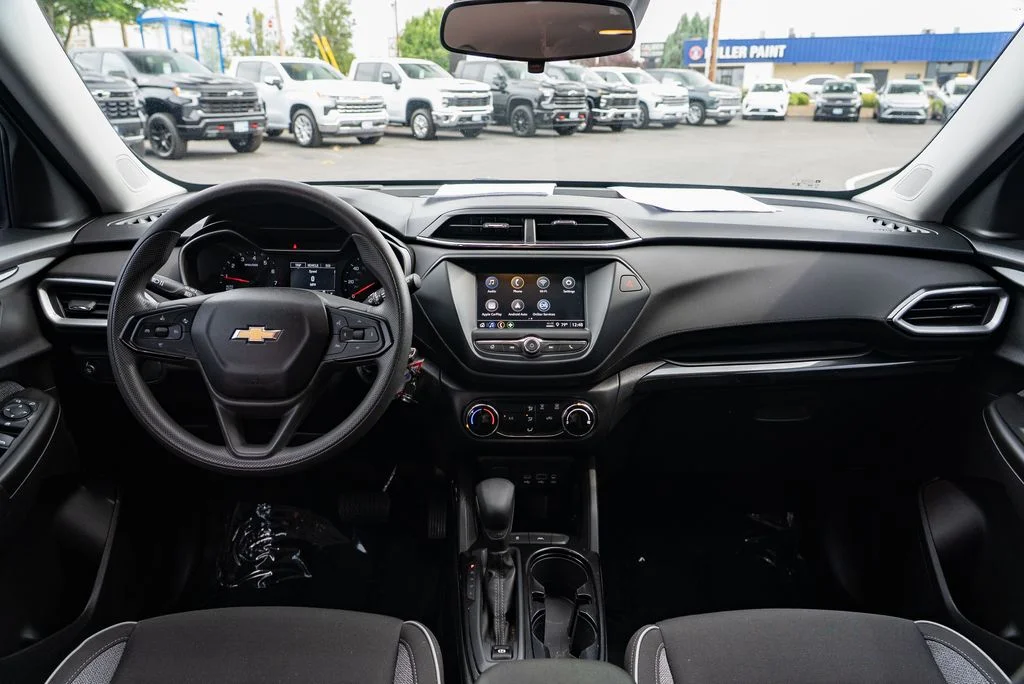 Used 2021 Mosaic Black Metallic Chevrolet LS image 9