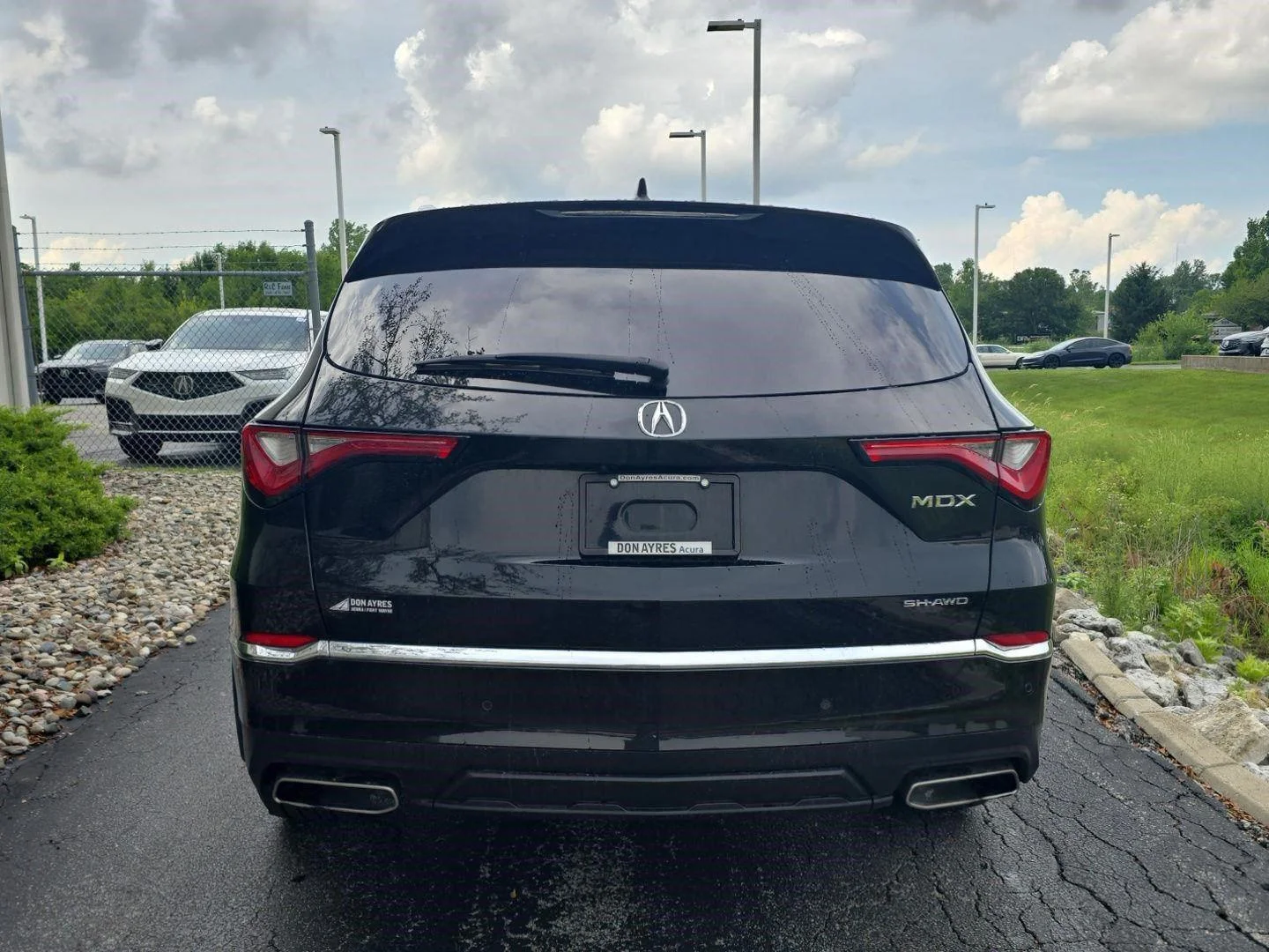 Used 2023 Majestic Black Pearl Acura SH-AWD w/Advance image 8