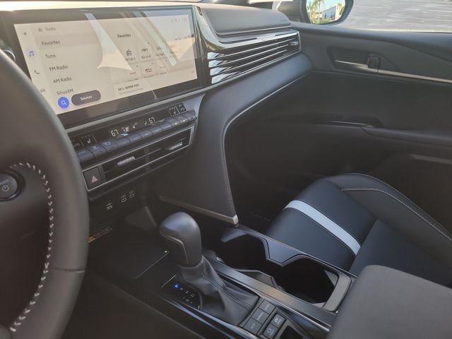 Used 2025  Toyota SE image 20