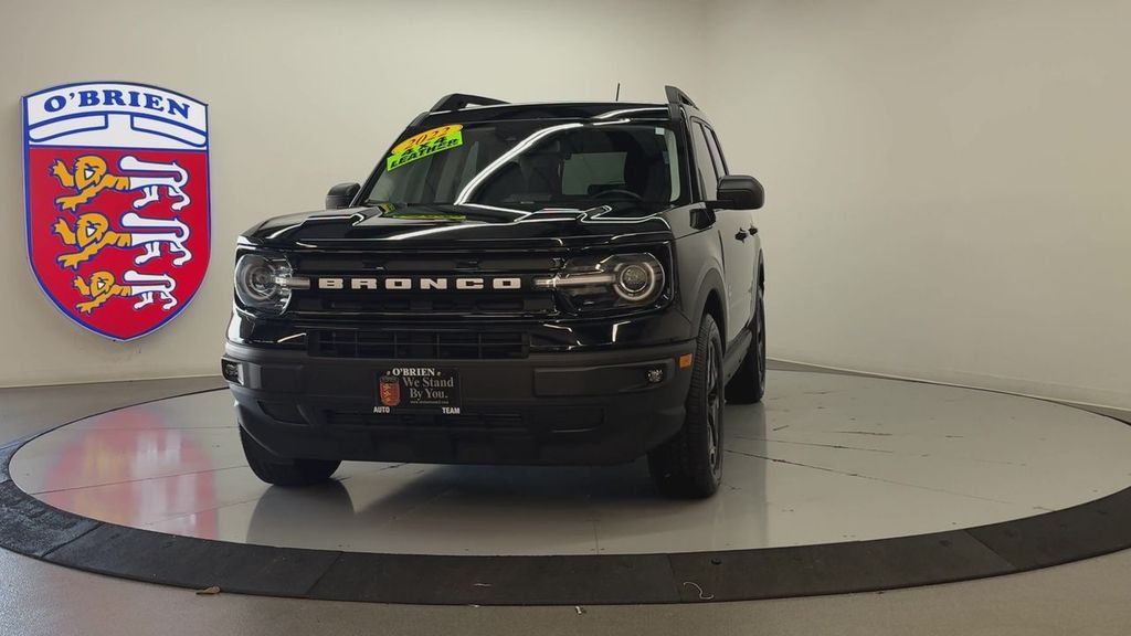 Used 2022 Shadow Black Ford Outer Banks image 9