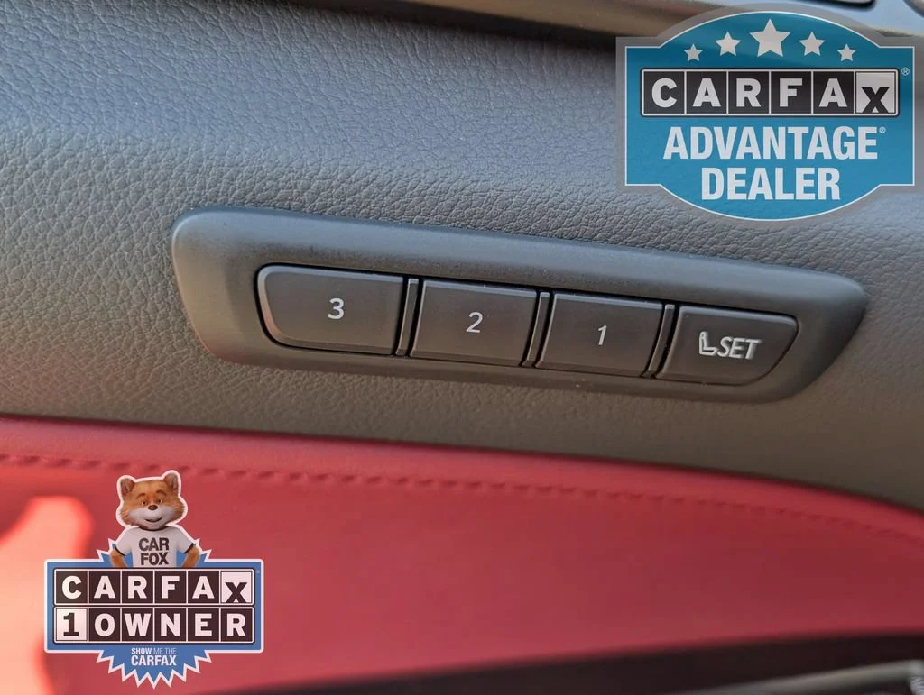 Used 2025 White Lexus Luxury image 17