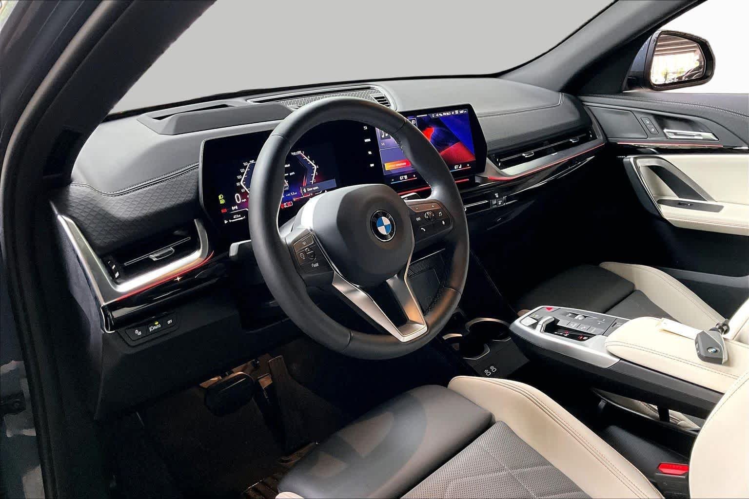 Used 2025 Storm Bay Metallic BMW xDrive28i image 17