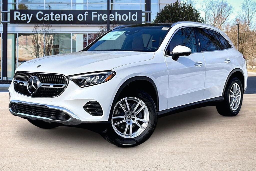 2026 Mercedes-Benz GLC GLC 300 4MATIC's photo