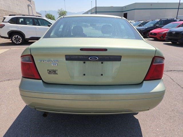 Used 2007 Green Ford S image 4