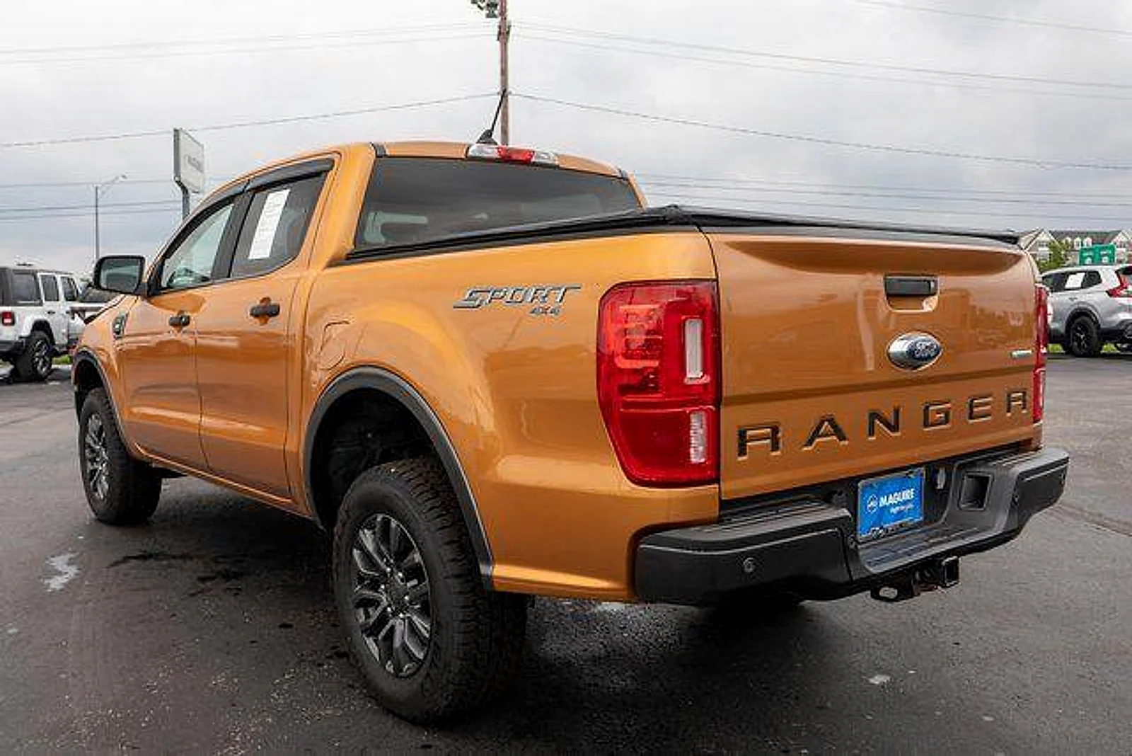 Used 2019 Burnt Orange Ford XL image 8