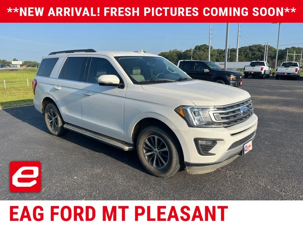 Used 2020 White Metallic Ford XLT image 1