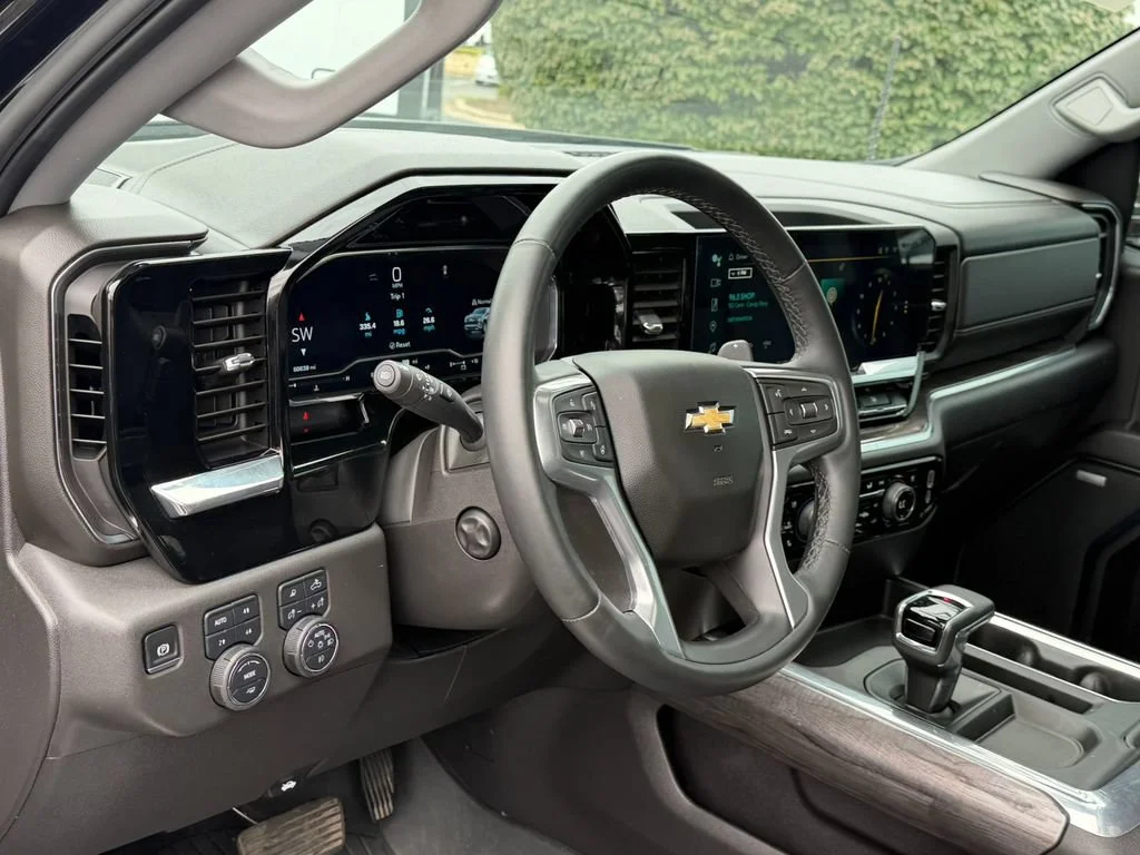 2024 Chevrolet Silverado 1500 LTZ - Photo 27