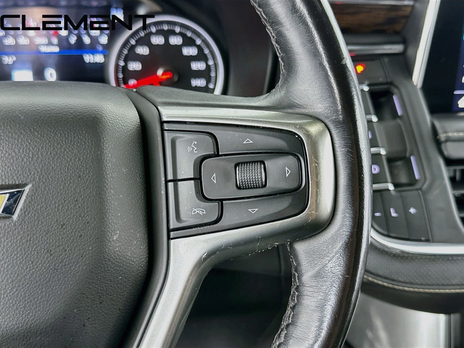 2021 Chevrolet Suburban Premier - Photo 17