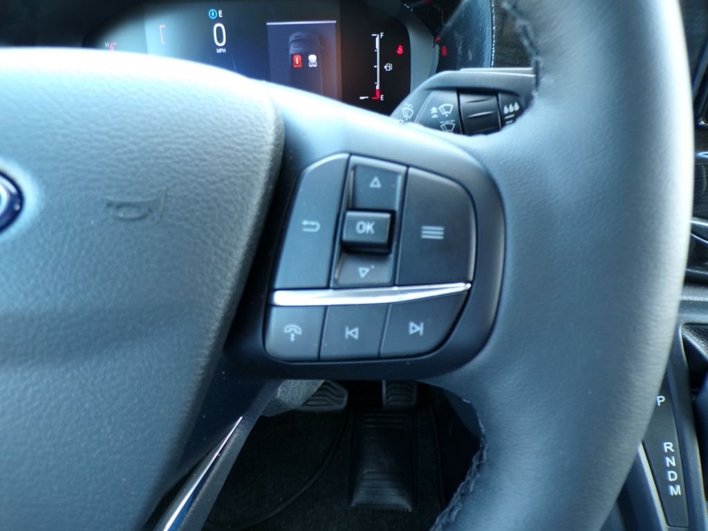 New 2026 Agate Black Metallic Ford Cargo Van image 17