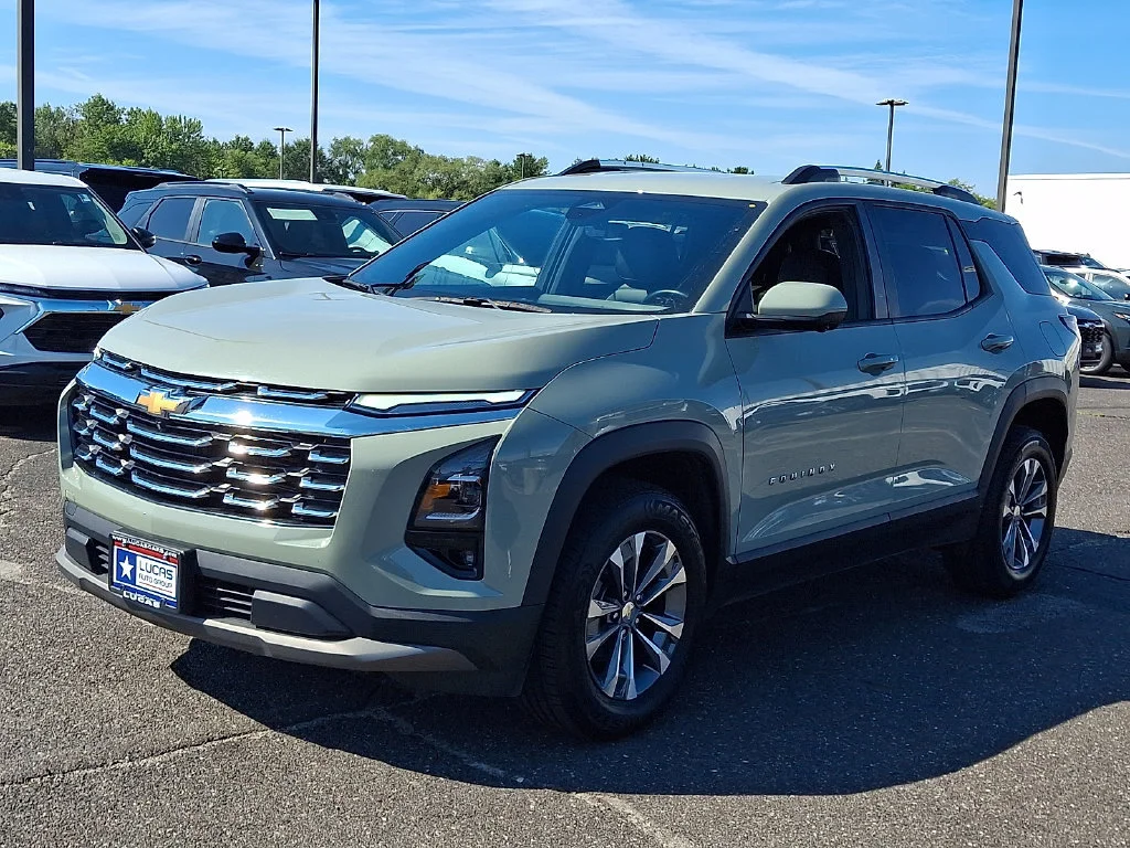 Used 2025 Cacti Green Chevrolet LT image 6
