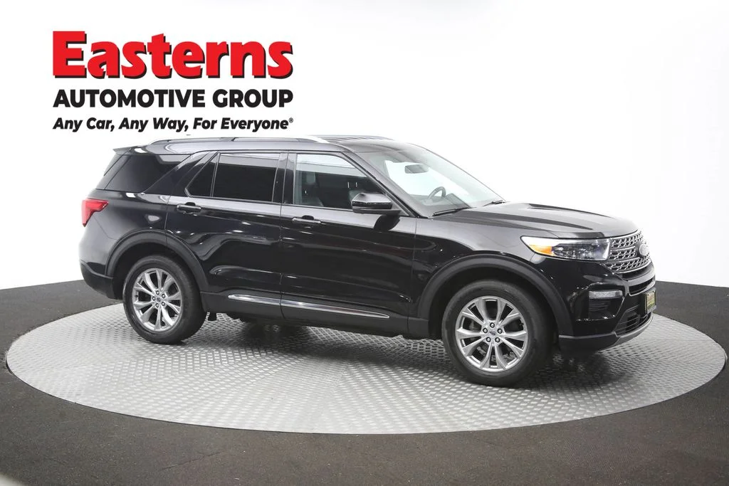 Used 2020 Black Ford Limited image 49